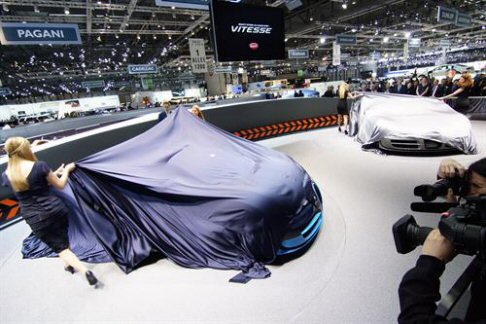 Bugatti - L'impianto frenante è stato rivisto per garantire la massima sicurezza a bordo della Bugatti Veyron Grand Sport Vitesse. width=