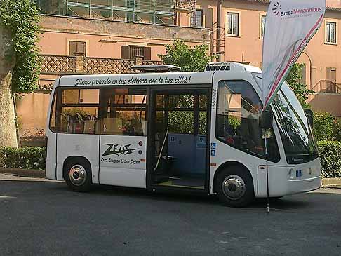 Zeus - Bus elettrico Zeus per la città width=