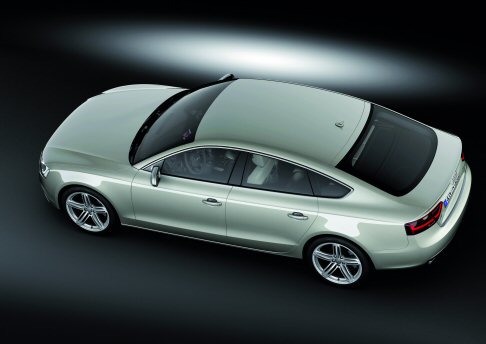 Audi - Con l’introduzione delle 2.0 TDI 177 CV S tronic quattro, salgono a ben 96 le unità offerte con il cambio a doppia frizione attualmente a listino nella gamma Audi. width=