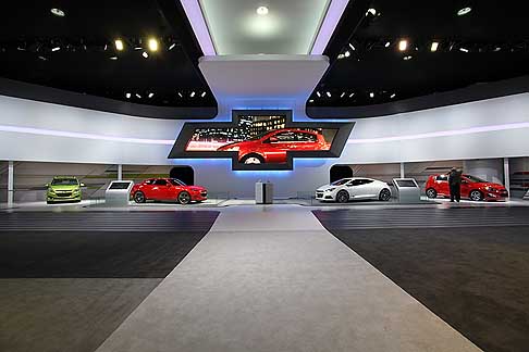 Chevrolet - Stand Chevrolet al detroit Auto Show 2012 con le Concept Chevrolet Code 130R e Tru 140S width=