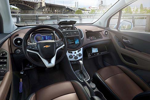 Chevrolet - Il prezzo di ingresso è pari a 19.150 euro, per la versione LS, abbinata al motore benzina aspirato da 1.6 litri da 116 CV dotato di Start&Stop, che include nel suo equipaggiamento: ABS, controllo della stabilità, sei airbag. width=