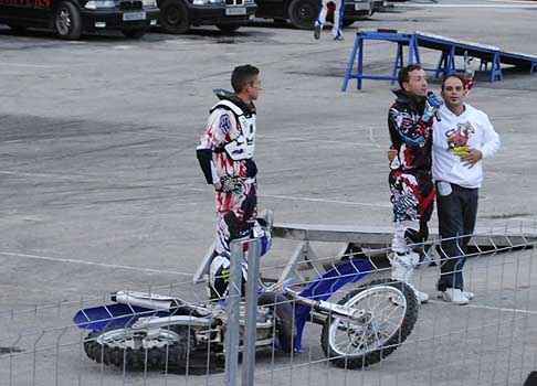 Freestyle - Motocross Freestyle con i bikers Ciccio White e Vanni Vyper  width=