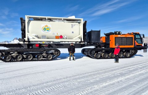 Panther - <b>Nasce il veicolo cingolato che sfida i ghiacci: missione estrema in Antartide</b>. Il cingolato Panther XL Antarctica: potenza e robustezza per le sfida in Antartide. Scopri di più!
