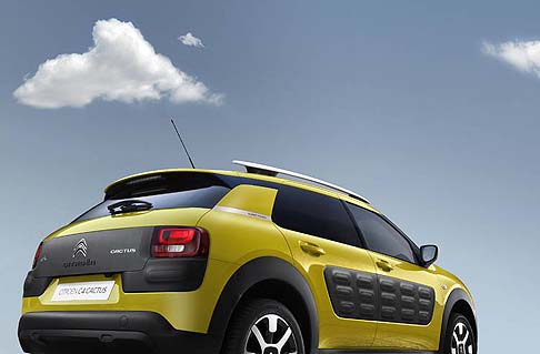 Citroen - A bordo, i sedili anteriori Sofà , assicurano il massimo comfort e benessere. Inoltre, l’airbag passeggero integrato nel padiglione (tecnologia Airbag in Roof), garantisce al passeggero anteriore maggiore spazio e volume di carico. width=