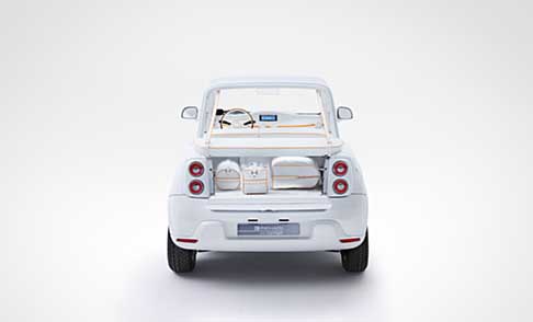 Citroen E-Mehari styled by Courrèges