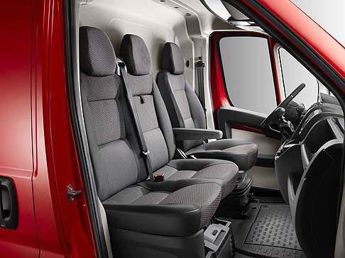 Fiat - Il nuovo Citroen Jumper dispone di 6 motorizzazioni Diesel. width=