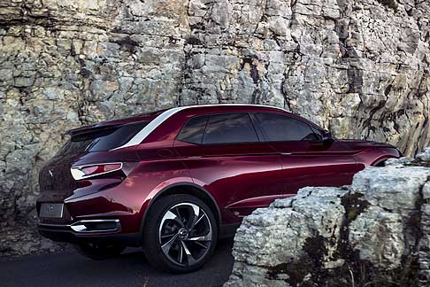 Citroen - Citroen DS Wild Rubis Concept e lunga 4,7 m, con un passo di ben 2,9 m width=