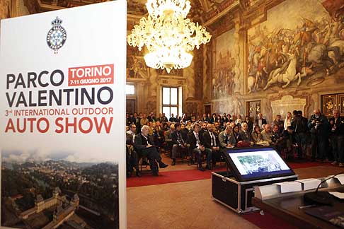 Conferenza Stampa - Nella splendido scenario del Castello del Valentino, si è svolta la presentazione ufficiale della 3^ edizione del Salone dell´Auto di Torino. Che si svolgera dal 7 all´11 giugno 2017
