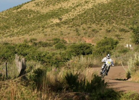 Dakar 2012 - Il tricolore è rappresentato da Alessandro Botturi e Paolo Ceci, entrambi con la Ktm, e Alessandro Zanotti con la TM.  width=