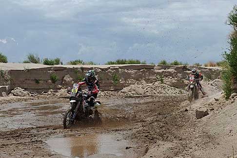 Dakar 2013 - Dakar 2013 moto n. 005 del biker Joan Barreda Bort su Husqvarna del team Husqvarna Rallye Team by Speedbrain width=