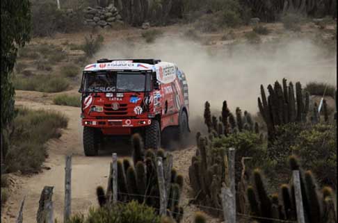 Dakar 2013 - Dakar 2013 14° stage con il camion Tatra di Loprais Ales width=
