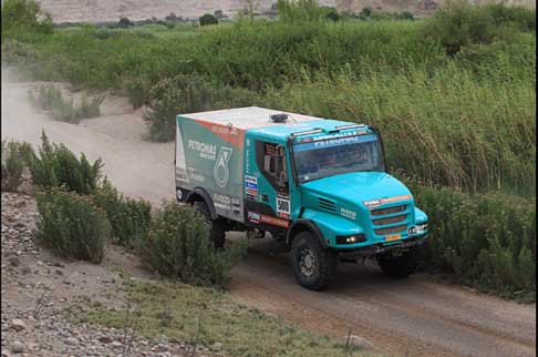 Dakar 2013 - Dakar 2013 truck Iveco Powerstar driver Gerard De Rooy width=