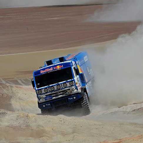 IVTappa Dakar - Dakar 2013 IV tappa Nazda - Arequipa con il Truck nel deserto width=