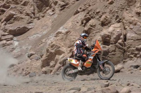 KTM - Dakar 11ma tappa - il biker brasigliano Zanol Felipesu moto KTM 450 Replica width=