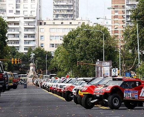 Dakar 2011 - Partita la Darkar da Buenos Aires width=