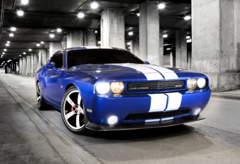 Dodge - Dodge Challenger SRT8 392 width=
