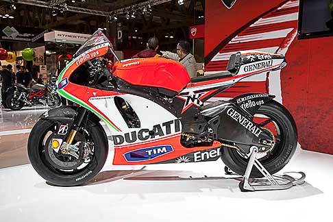 Ducati - Ducati da gara pe Moto GP all´Eicma 2012 di Milano width=