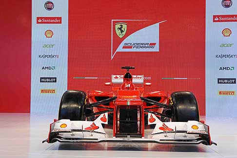 Ferrari - F1 la monoposto Ferrari F2012 che correra nel campionato del mondo 2012 width=