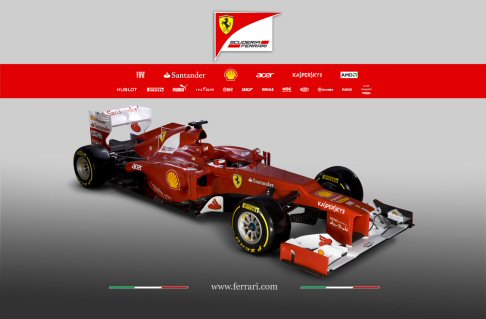 Ferrari - Il sistema di recupero dell’energia cinetica mantiene la sua collocazione nella parte inferiore centrale della vettura e ha subito una revisione mirata principalmente all’alleggerimento e al miglioramento dell’efficienza di alcune delle sue componenti. width=