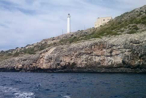 Santa Maria di Leuca - Faro sulla Punta Meliso il secondo faro più alto d'europa alto 48,60 m width=