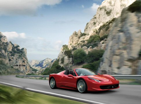 Ferrari - Il collaudo del percorso è stato realizzato in anteprima a bordo di una 458 Spider, vettura ideale per questo emozionante itinerario grazie alle sue prestazioni e al suo inconfondibile appeal. width=