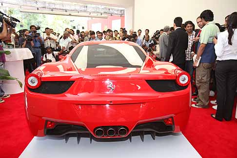 Ferrari - Ferrari sbarca in India show room width=