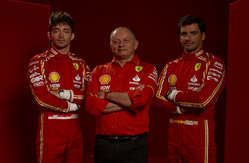 Ferrari - Presentazione Ferrari SF-24 a Fiorano erano presenti i vertici aziendali oltre al team, rappresentato da Fred Vasseur e dai piloti Charles Leclerc e Carlos Sainz