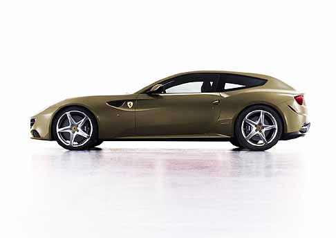 Ferrari - 02 - Ferrari FF Avorio width=