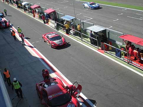 Ferrari Challenge - Ferrari Challenge giornata della gara Vallelunga per la lotta ai punti finali width=