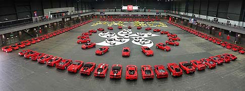 Ferrari - La passione per le Rosse di Maranello, si sa, non conosce confini e, proprio in virtù di questo sentimento collettivo, il Cavallino Rampante punta a dominare i mercati mondiali, con un occhio particolare riservato all’Oriente. width=