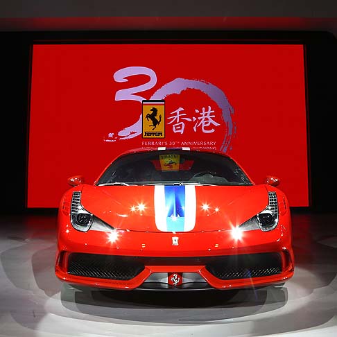 Ferrari - L’evento è stata anche l’occasione per presentare l’ultima nata della famiglia, la 458 Speciale, svelata da Marc Gené, pilota collaudatore della Scuderia Ferrari. width=