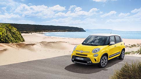 Fiat - Tutto pronto per il lancio commerciale della Fiat 500L Trekking, caratterizzata da un look all-road abbinato a un assetto rialzato per risultare versatile in ogni condizione, oltre a una trazione anteriore intelligente con tecnologia Traction+ width=