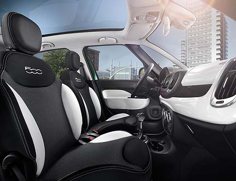 Fiat - La Fiat 500L Trekking offre di serie paraurti specifici, scudo di protezione che la rende più aggressiva, nuovi cerchi in lega da 17 pollici, verniciati in tinta diamantato lucido o finitura opaca, pneumatici M+S snowflake width=