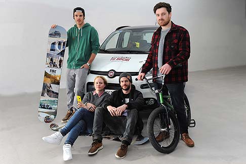 Fiat - Protagonista assoluta resta la Fiat Panda 4x4 Antartica, equipaggiata con il motore TwinAir Turbo 0.9 benzina da 85 CV. width=