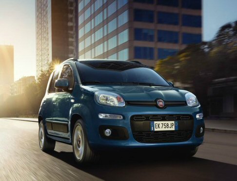 Fiat - Il lancio commerciale vede l’offerta di due allestimenti: Pop a 2 posti ed Easy a 4 posti. width=
