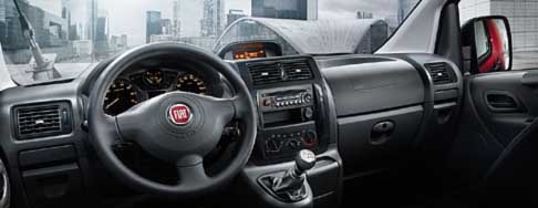 Fiat Scudo - Fiat Scudo interni e volante width=