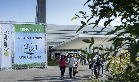 Camper - Salone del Camper di Parma il clima della manifestazione è stato caldo ed accogliente width=