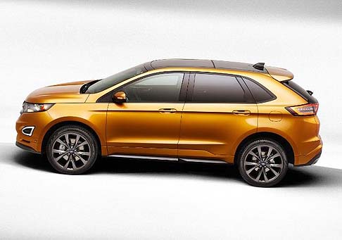 Ford - Troviamo, inoltre, la riduzione attiva dei rumori, una tecnologia che rende più confortevole l’ambiente a bordo. width=