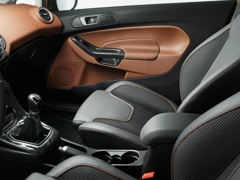 Ford - Lanciata nel lontano 1976, la Ford Fiesta è stata venduta in più di 15 milioni di unità in tutto il mondo.  width=