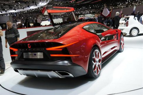 Italdesign Giugiaro - L'Electronics Research Lab(ERL) del Gruppo Volkswagen in California ha collaborato con Italdesign Giugiaro per sviluppare display ed elettronica interattivi. width=