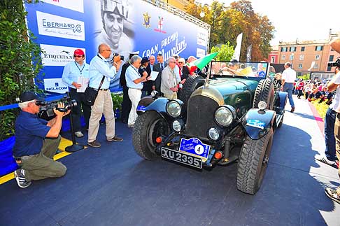 Auto storica - Mantova partenza del Gran Premio Nuvolari 2012 con la macchina storica Bentley Open Tourer del 1924 width=