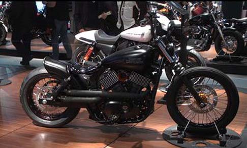 Harley-Davidson - Le motociclette CVO Harley-Davidson® offrono alti livelli di personalizzazione attraverso l'uso di componenti esclusivi e di trattamenti di verniciatura abbinati a diversi articoli della linea di accessori del marchio. width=