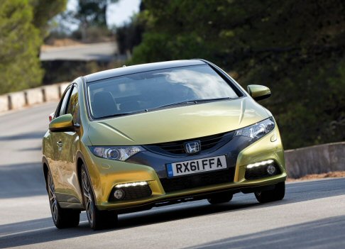 Honda - Rinnovata per conquistare l’automobilista europeo, la nuova Honda Civic si veste di sportività e carattere per affrontare le sfide dei competitors width=