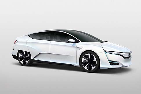 Honda - La Honda FCV Concept si configura come un’ulteriore evoluzione della FCX Clarity e rappresenta il punto di partenza della produzione in serie di vetture a idrogeno. width=