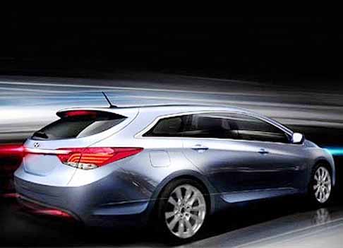 Hyundai - Fiancata laterale Hyundai i40 width=