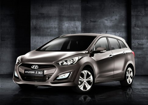 Hyundai - Il modello, che aspira a conquistare ampi consensi nel segmento C, è un’auto che ha tutte le caratteristiche per diventare una bestseller. width=