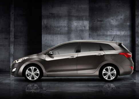 Hyundai - La gamma dei propulsori si compone di ben sei motorizzazioni, tre benzina GDI e tre diesel CRDi.  width=