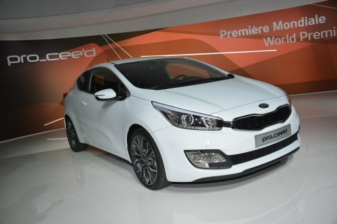 Kia - La nuova pro_cee´d rappresenta il volto più sportivo della nuova generazione di vetture prodotte per l'Europa. width=