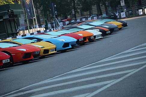 Lamborghini  - L’11 maggio il tour si concluderà a Sant’Agata Bolognese, dove si terrà la cena di gala celebrativa del 50° Anniversario Lamborghini.  width=