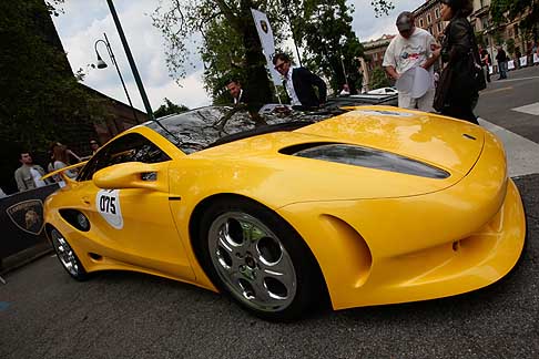 Lamborghini - Lungo il Belpaese si muoverà poi il “Grande Giro Lamborghini 50° Anniversario”, atteso come il più grande raduno della storia. width=